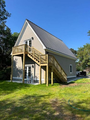Gloucester Point Garage Apartment