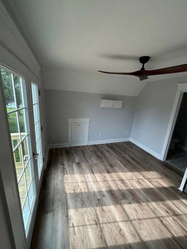 Gloucester Point Garage Apartment