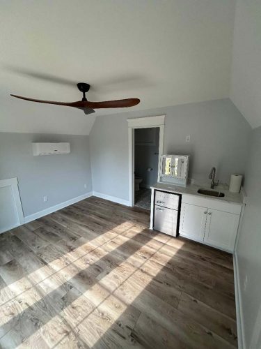 Gloucester Point Garage Apartment