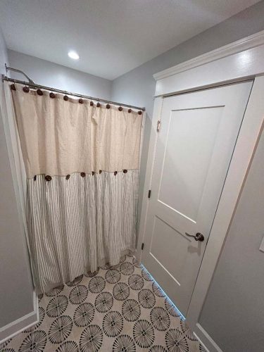 Gloucester Point Garage Apartment