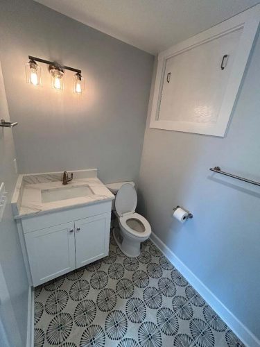 Gloucester Point Garage Apartment